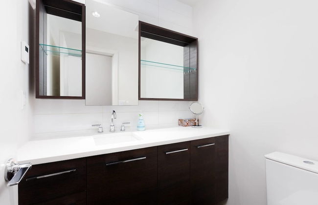 Modern Bright Townhome in Richmond - Photo 20