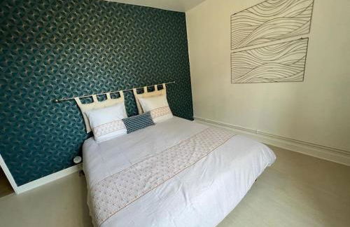 SPACIEUSE MAISON DE VILLE avec garage privé fermé - Foto 17