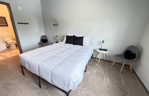 New 2 Bd 2 Bth Near Perry Dist and Downtown - Foto 17