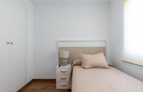 Amplio y luminoso chalet en Gerena, para familias o grupos - Foto 19