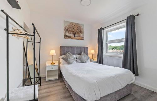 CityBuzz 4 Bedroom House in Nottingham Sleep 7 - Foto 23