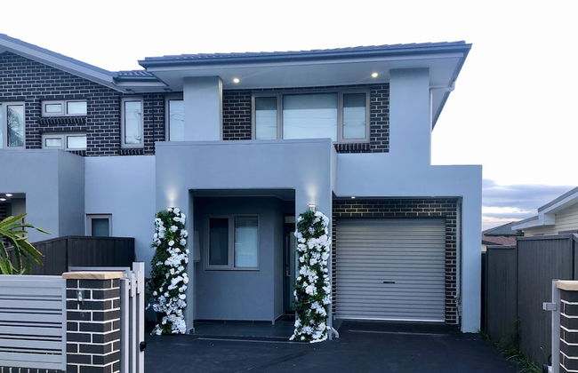 Newly Built and Spacious Home - Foto 16