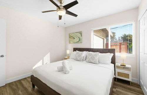 Dog Friendly Home Near the Beach with Grill, Fire Pit, Enclosed Backyard - Foto 70