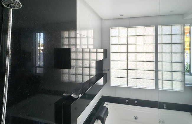 Casa Moderna e Aconchegante - Photo 41