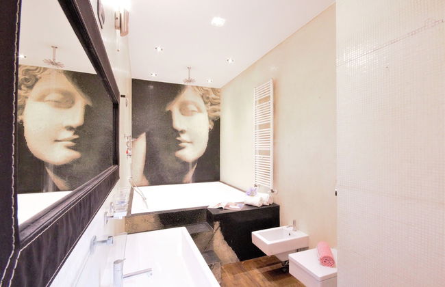 Villa Oliveto with Pool and Lake view - Photo 37