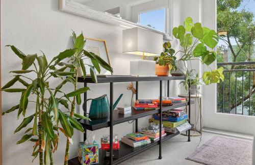 Free Parking - City Views - Near Attractions - Foto 20