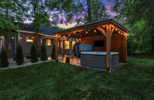 The Luxe/Hot Tub/12min to Horse Park/30 Min to Ark - Foto 1