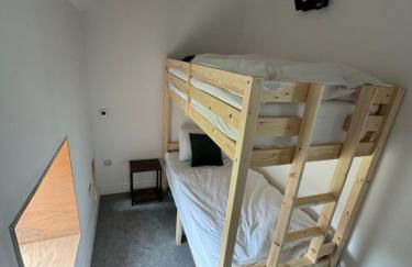 Threshing Barn- Modern 5 Bed, 10 person, Barn Conversion in a Rural Location with Great Access - Foto 22