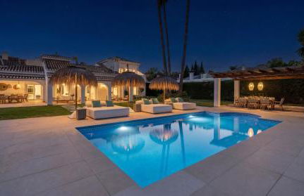 VACATION MARBELLA I Villa Sirio, Golf-Front Villa, Private Heated Pool, Privacy, 10 min from Puerto Banus - Foto 2