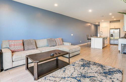 Near Parks and Golf Surprise Home with Pool Access! - Foto 5