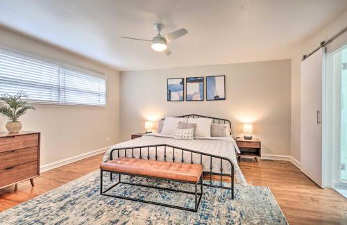 Home with Office and Yard 25 Mi to Downtown Chicago! - Foto 13