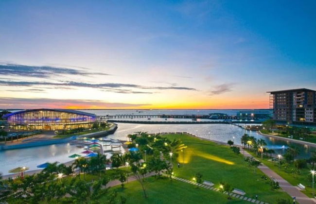 Luxurious Cozy Retreat Pool Office Parking - Foto 19