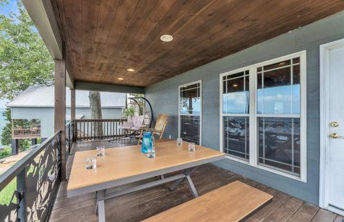 Rivers Ledge Cabin with breathtaking views hot tub & indoor pool - Photo 12