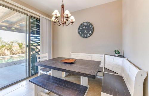 Group Getaway with Pool and Patio in San Tan Valley! - Foto 11