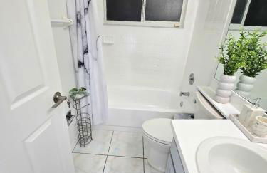 Pool house Best location in Wesley Chapel - Photo 59