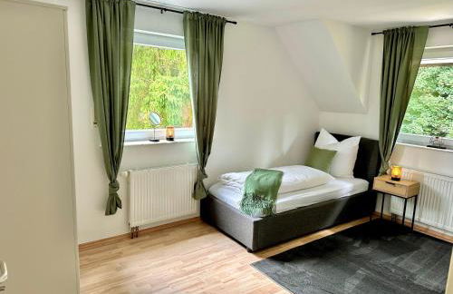 Haus am Wald mit Whirlpool, Garten, Kamin und voll ausgestatteter Küche - Foto 33