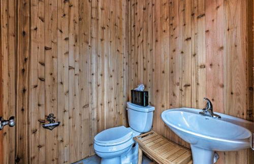 Riverfront Paradise with Hot Tub and Pool in Kinsale! - Foto 38