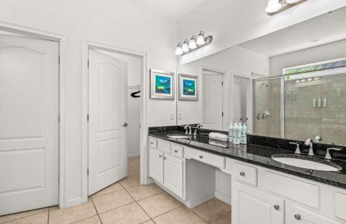 Heated Pool Lazy River Game Room 12 MI to Disney - Foto 30