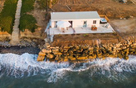 Savina Seafront Home - Photo 5