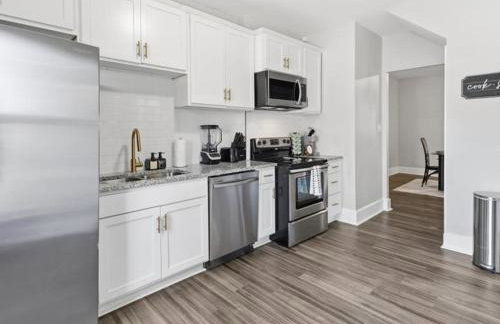 Prime Downtown Indy House Close to DT Indy - Photo 9