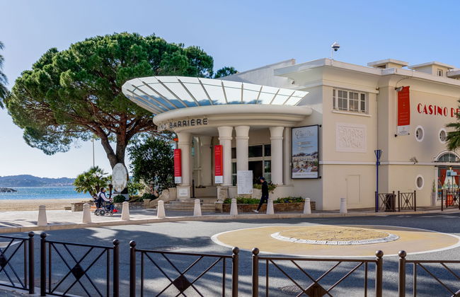 Les Sirènes - Foto 23