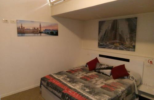 Aquarius Rome Apartments - Photo 4