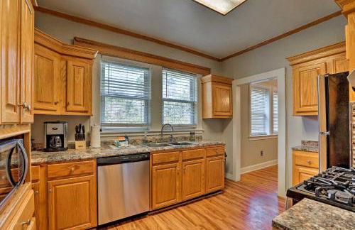 Spacious Mount Pleasant Home 5 Mi to Beach - Photo 7