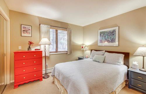 2 Mi to Diamond Peak! Corner-Unit Condo with Hot Tub - Foto 16