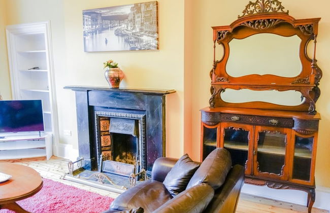 Newly Furnished Flat on Leith Walk, Sleeps 4 - Foto 11