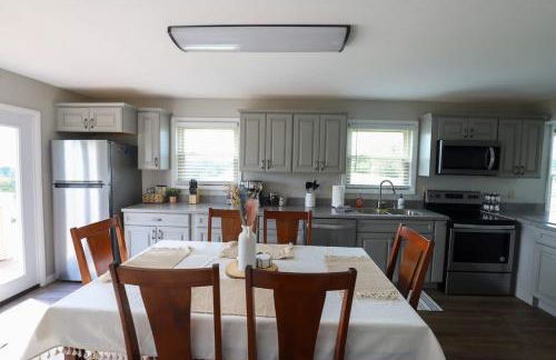 Serenity with Mountain Views 3BR Deckside Views - Foto 8