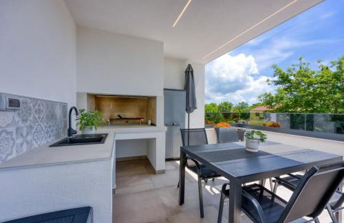 Modern apartment Ana with Jacuzzi and Pool - Foto 8