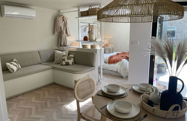 Stylish 4 Bed Home Close to Beach - Foto 51