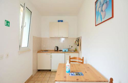 Holiday apartment in Saplunara with sea view, balcony, air conditioning, WiFi 5197-1 - Photo 5