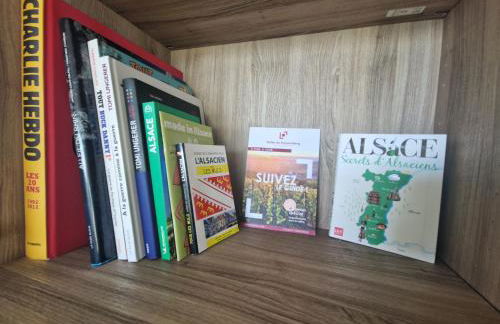 Studio au-dessus des nuages - Parking privé - Foto 12