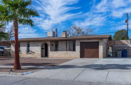 Private Pool Retreat Steps from Album Park - Foto 4