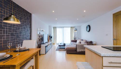 Central Leeds 2BR 2BA, Wi-Fi, Kitchen, Sleeps 5 - Foto 5