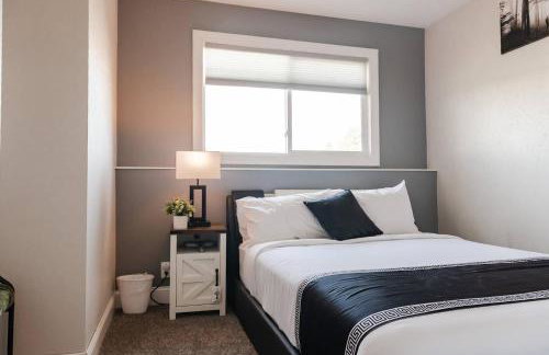 Queen Bed With a Hot-tub And Pool Table - Foto 1