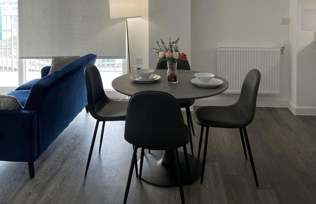 Brand New Stunning 2-bed Apartment in Dagenham - Foto 9