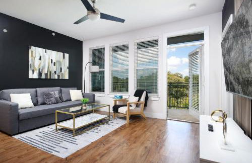 Chic 2BR-Southtown Near Rvrwalk, Dome & Conv - Foto 3