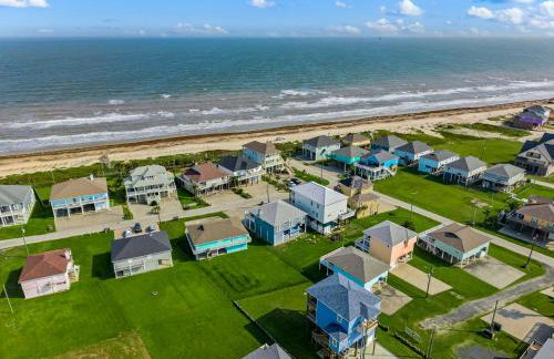 3BR - Amazing Game Room, Steps to Beach, Firepit - Foto 58