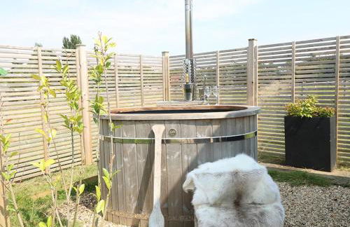 Shepherd's Hut- Hot Tub- Wellness Spa- Wood Burner - Foto 45