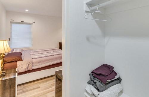 Work and Play! North Hills Studio 15 Mi to Hollywood - Foto 15