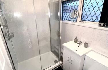 Welsh Getaway Home No 1 - 10 mins to Bike Park Wales - Photo 12