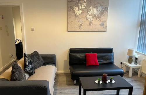 2 Bedroom Flat Ground Floor in Town Center Wellingborough - Photo 7