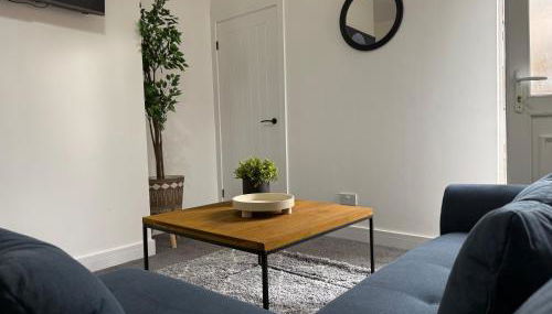 ResiLets - NEW 3 Bed Apt, Sleeps 5, Town Centre, Ideal for contractors, holidaymakers, Professional Short Stay - Foto 5