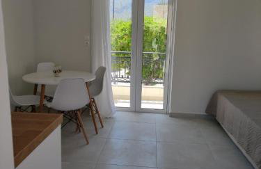 Yannis Apartments - Photo 14