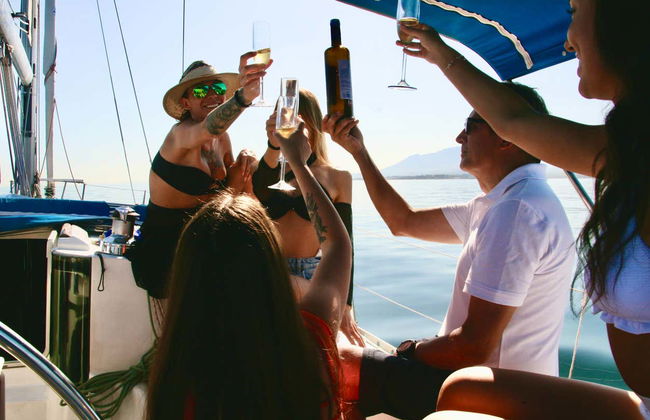 Puerto Banús Sailing Boat Tour - Foto 17