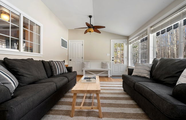 Good Tidings Stay for 8! - Photo 30