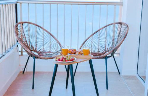 Apartamento prémium con 5 Piscinas Barbacoa Tenis Frontenis - Foto 37