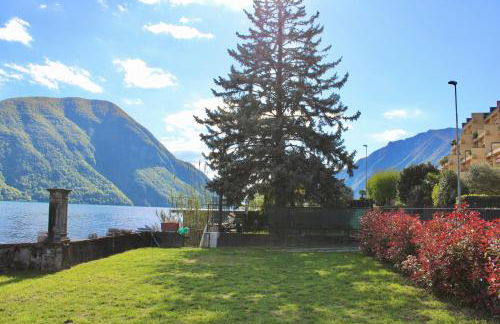 The Painter's Nest with Private Lake Garden - Photo 18